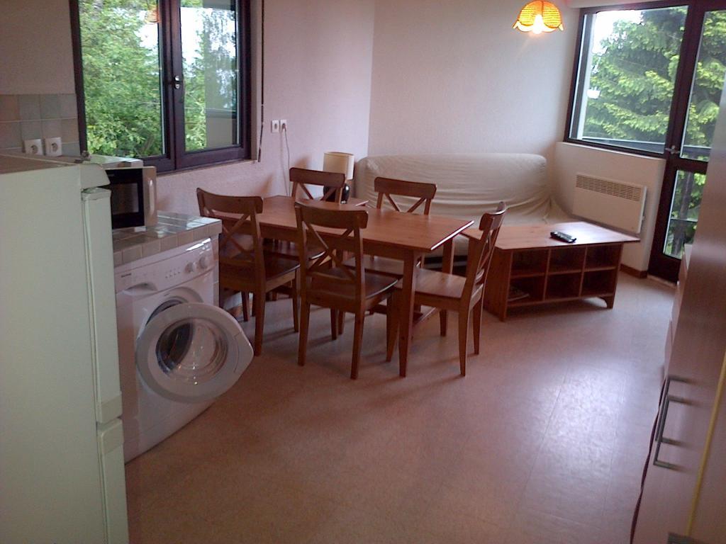 Appartements Le Clos Des Gentianes Allevard Szoba fotó